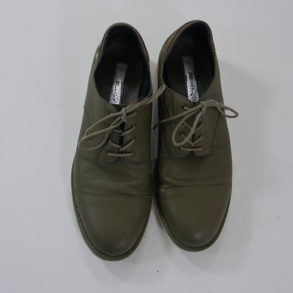 Oxfords_&_Derbys
